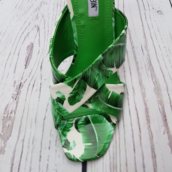 Brand new Cape Robbin Heels - Picture 6 of 6